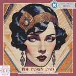 Una portada detallada de patrón de punto de cruz que presenta el retrato de una glamurosa mujer de los años 20, con rizos oscuros, labios rojo intenso y un adorno vintage en tonos naranjas. El fondo muestra un elegante diseño de inspiración Art Déco en cálidos tonos ocre y crema.