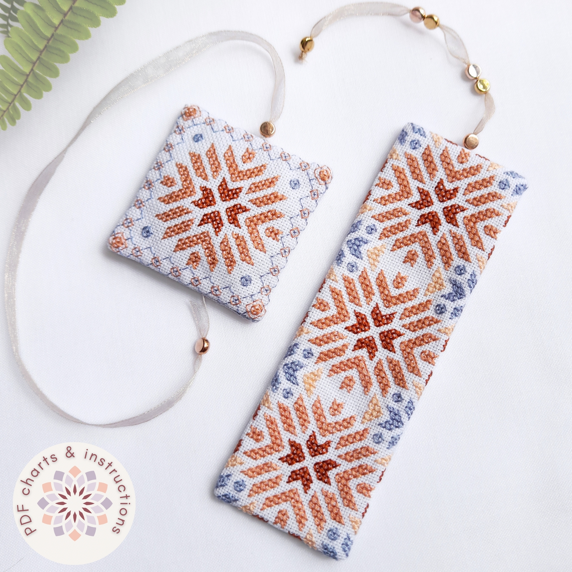 Marcapáginas y Etiqueta Patchwork